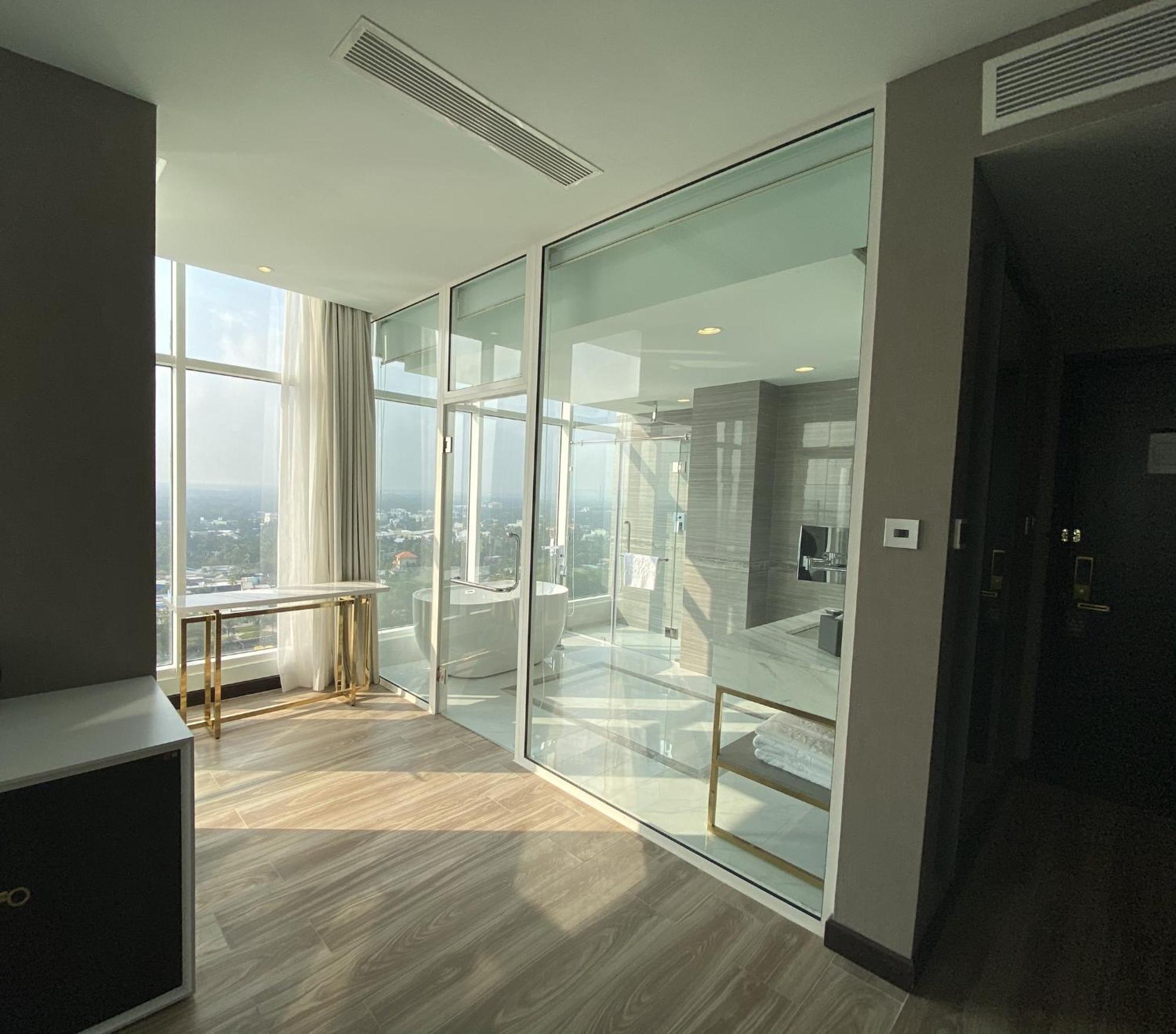 Diamond Stars Khách sạn 5*